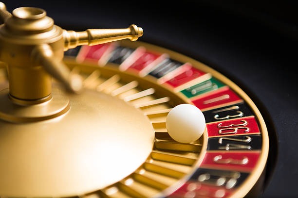 medantoto login platform showing live casino tables and sportsbook interface